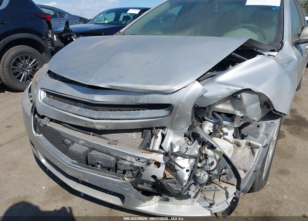 2011 CHEVROLET MALIBU VIN: 1G1ZB5E13BF151875