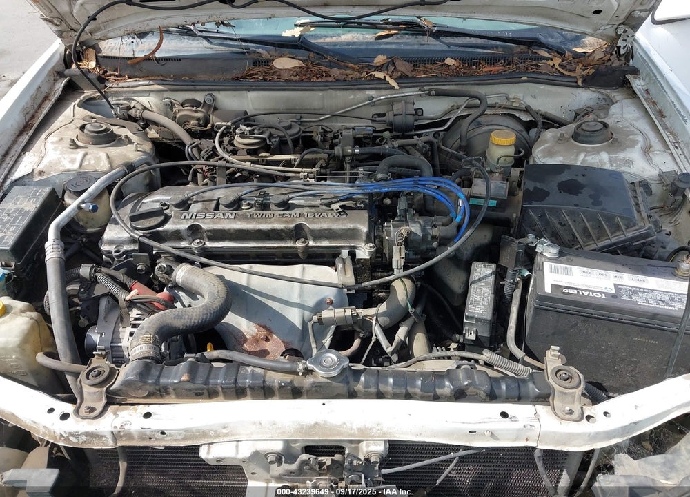2001 NISSAN ALTIMA GXE VIN: 1N4DL01D01C148889