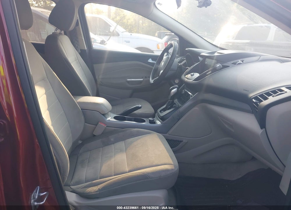 2016 FORD ESCAPE VIN: 1FMCU0GX4GUC73073