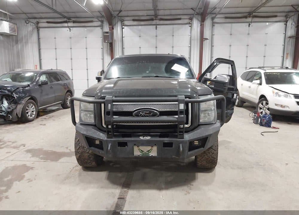 2013 FORD F-250 LARIAT VIN: 1FT7W2BT8DEB83933
