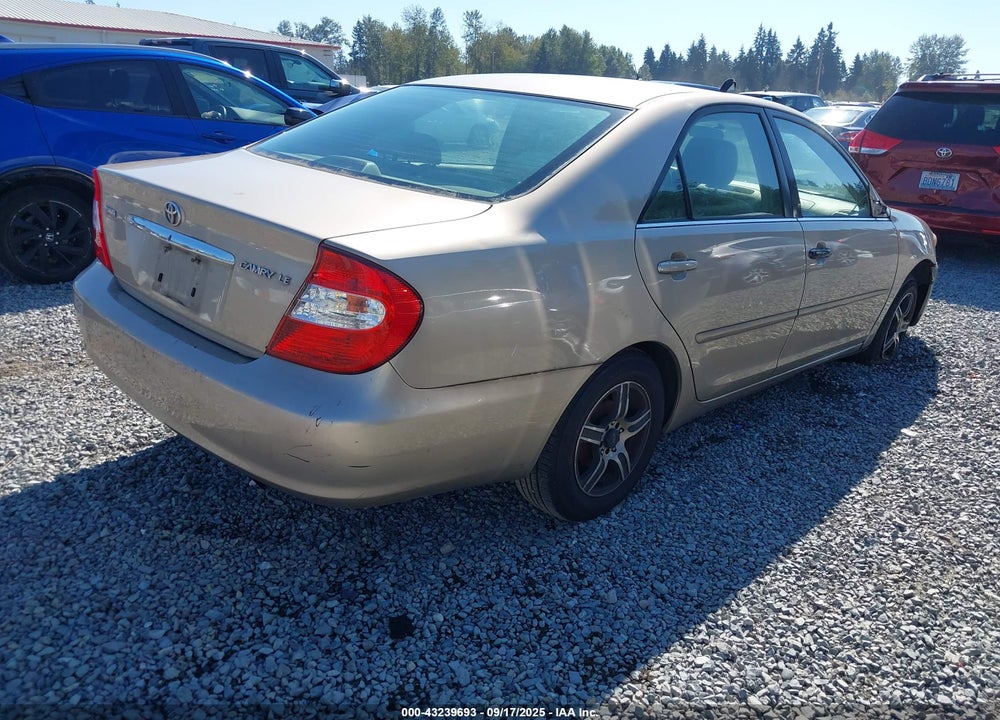 2002 TOYOTA CAMRY LE VIN: JTDBE32K920074420