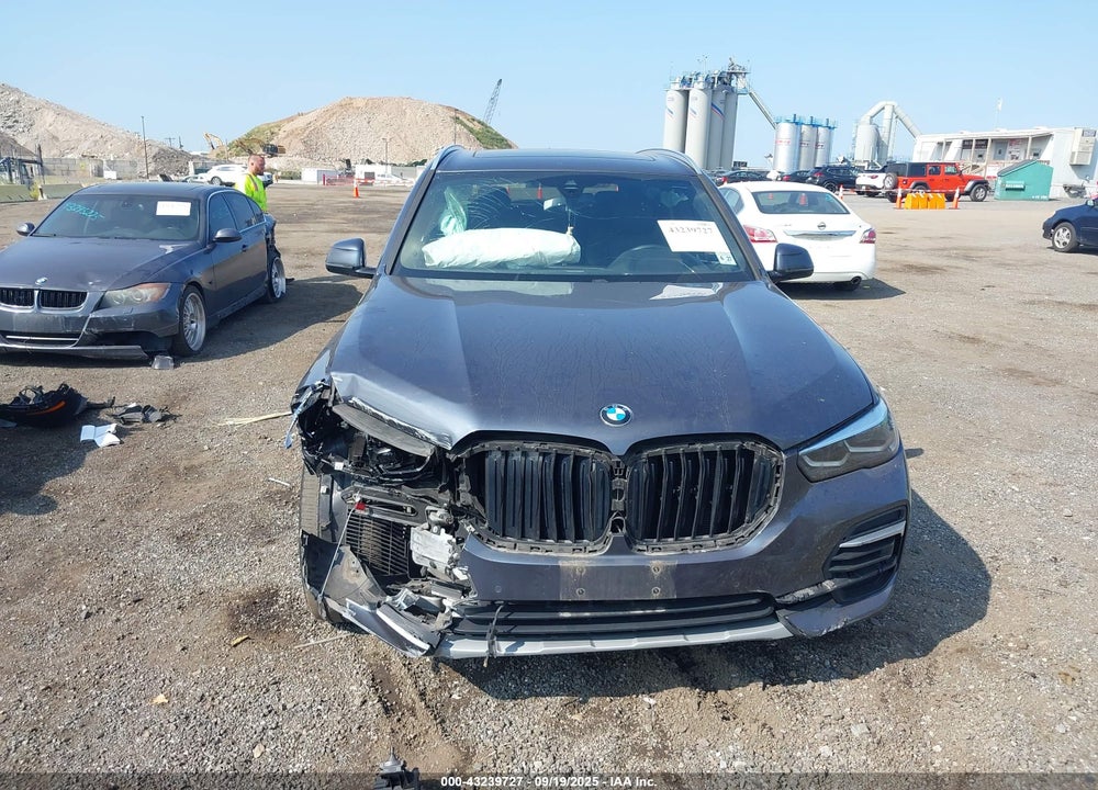 2022 BMW X5 VIN: 5UXCR6C03N9J28543