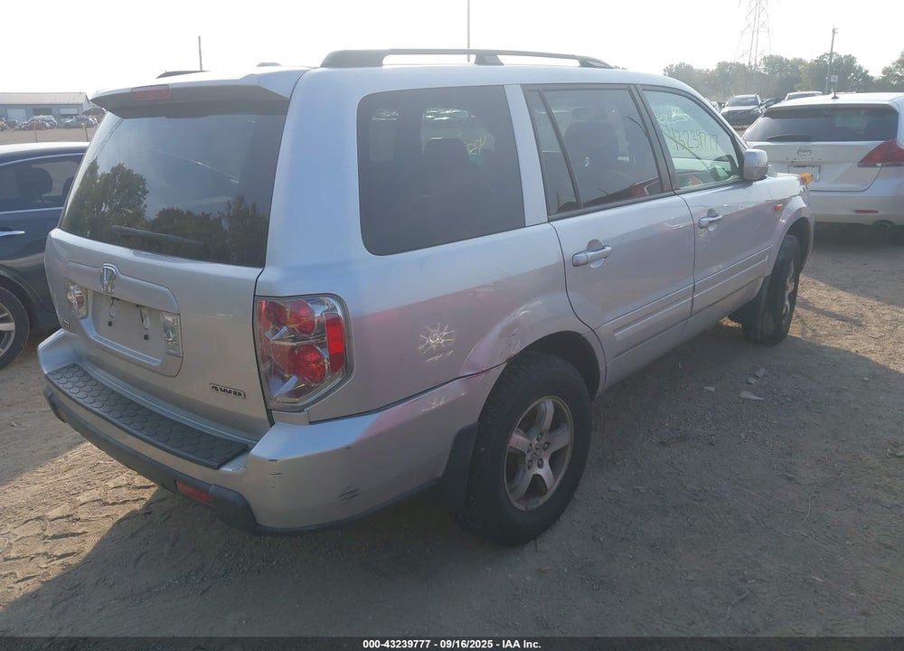 2008 HONDA PILOT SE VIN: 5FNYF183X8B031646