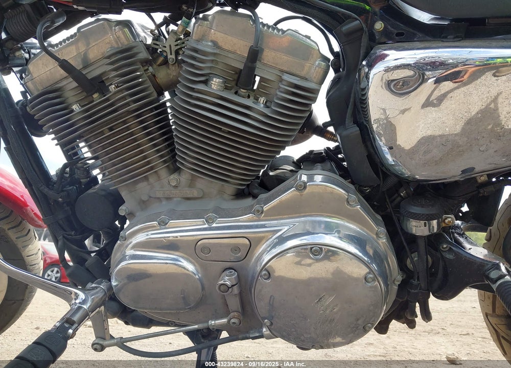 2011 HARLEY-DAVIDSON XL883 L VIN: 1HD4CR214BC402994