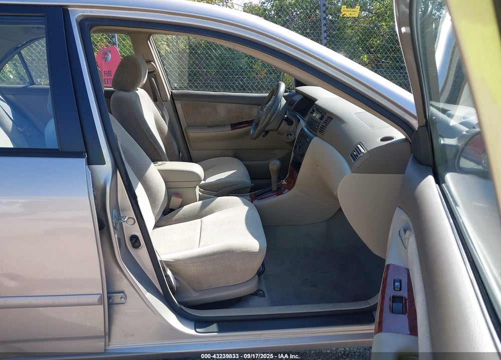 2003 TOYOTA COROLLA LE VIN: 1NXBR32EX3Z066895