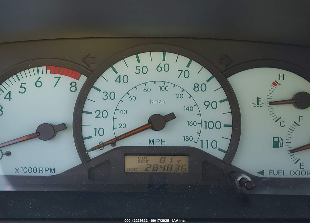 2003 TOYOTA COROLLA LE VIN: 1NXBR32EX3Z066895