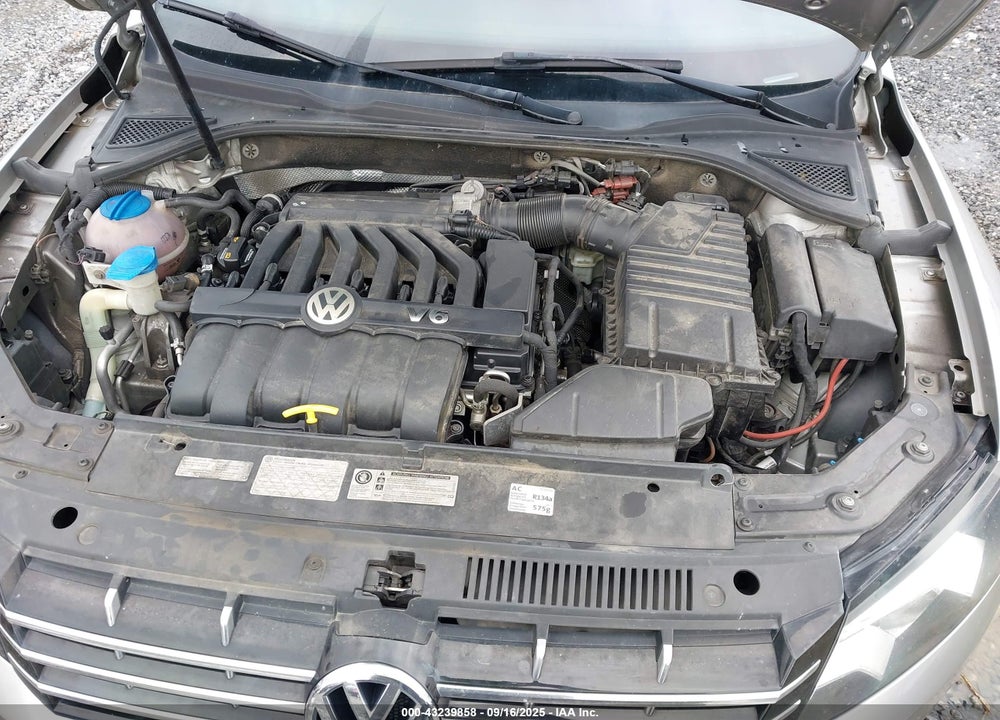 2014 VOLKSWAGEN PASSAT 3.6L V6 SE VIN: 1VWBM7A34EC096667