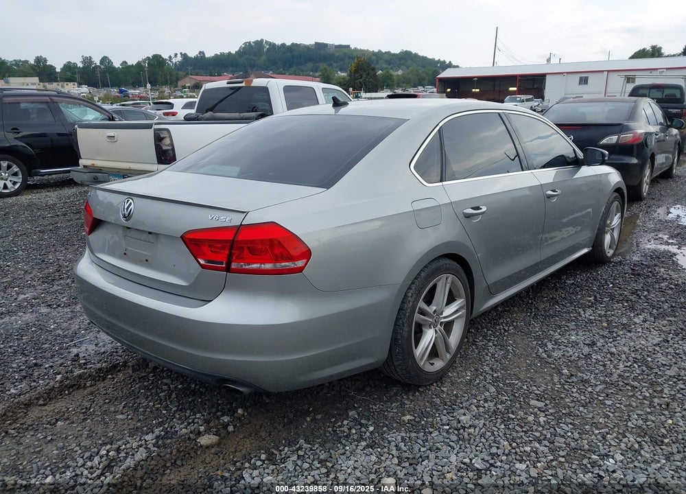 2014 VOLKSWAGEN PASSAT 3.6L V6 SE VIN: 1VWBM7A34EC096667