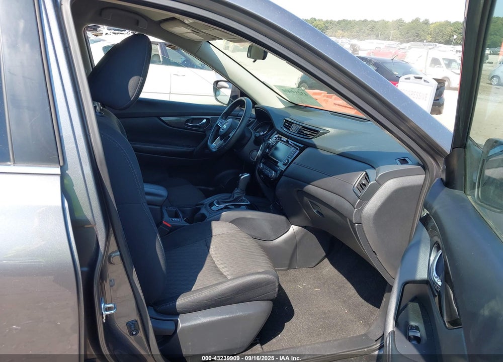 2018 NISSAN ROGUE VIN: 5N1AT2MV9JC724293