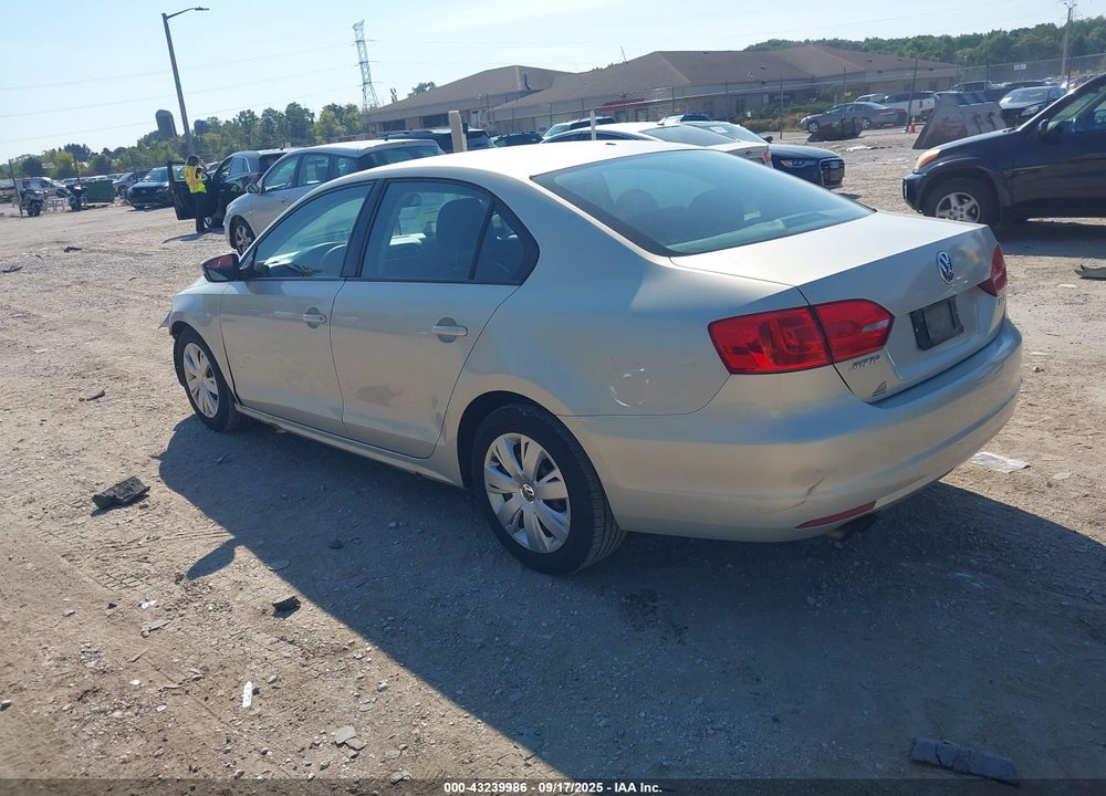 2011 VOLKSWAGEN JETTA VIN: 3VWDX7AJ6BM340151