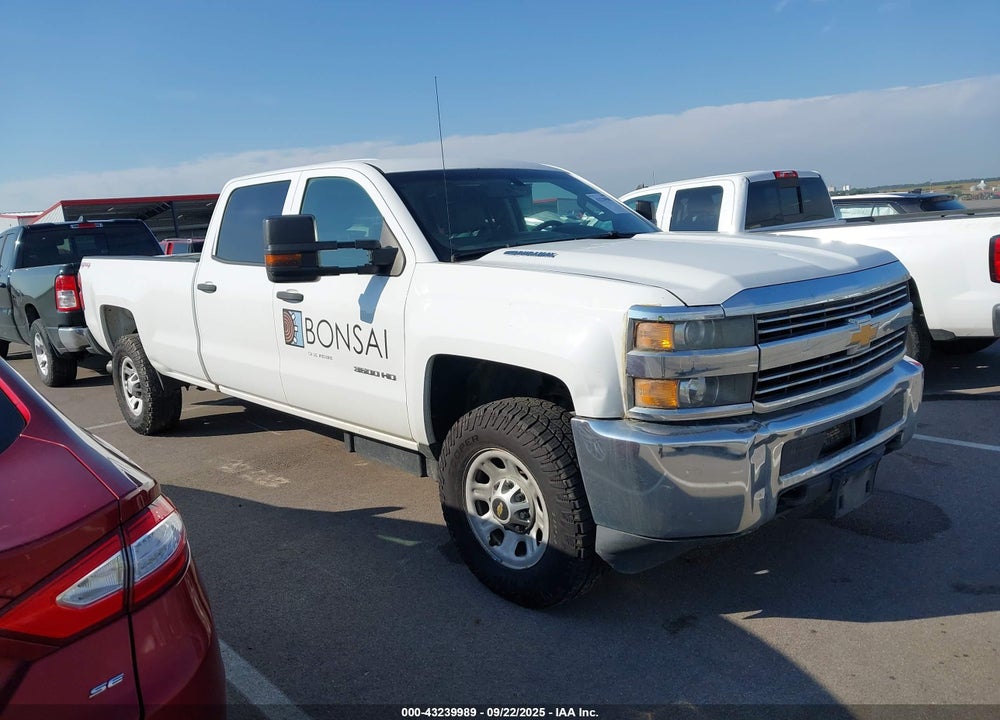 2015 CHEVROLET SILVERADO 3500HD WT VIN: 1GC4KYC88FF593933