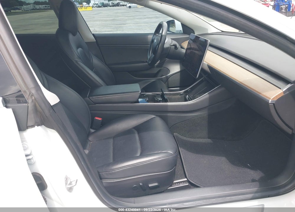 2019 TESLA MODEL 3 VIN: 5YJ3E1EA3KF401701