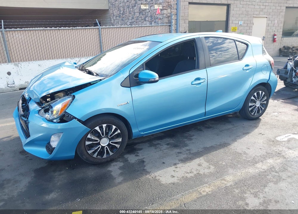 2015 TOYOTA PRIUS C TWO VIN: JTDKDTB32F1109648