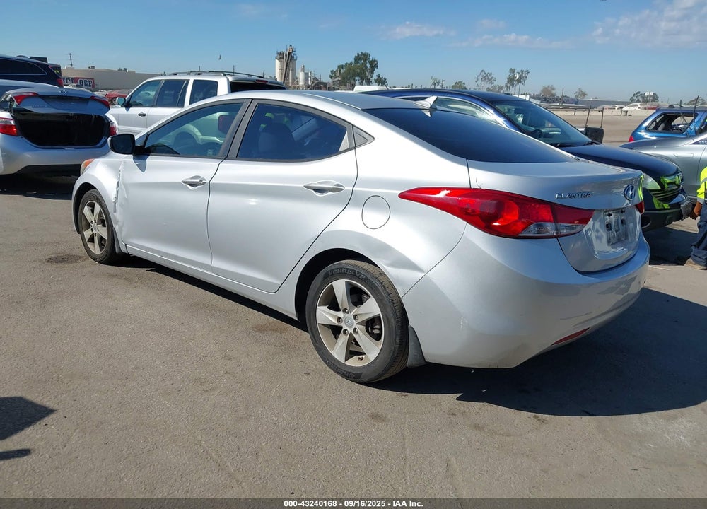 2013 HYUNDAI ELANTRA GLS VIN: KMHDH4AE1DU898596