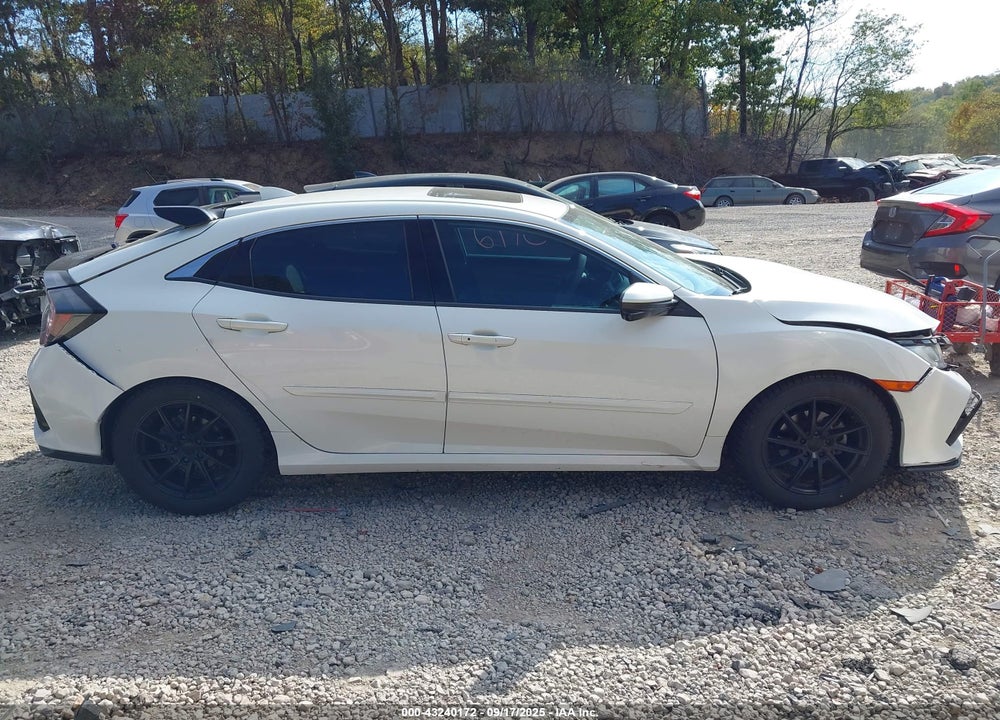 2017 HONDA CIVIC VIN: SHHFK7H84HU218140