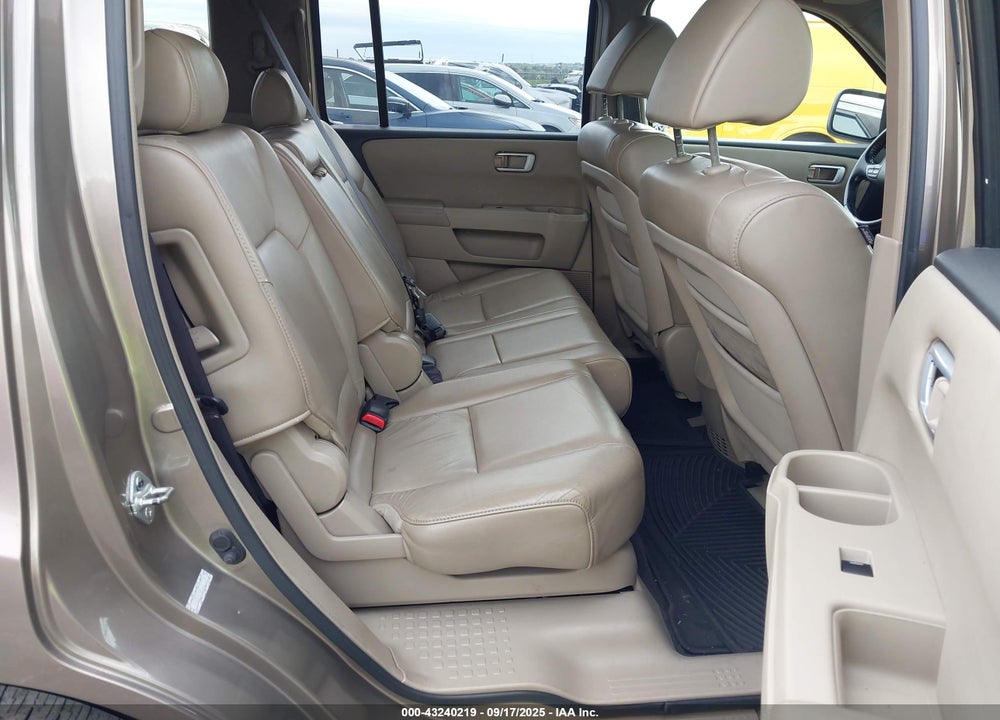 2009 HONDA PILOT VIN: 5FNYF48529B021830