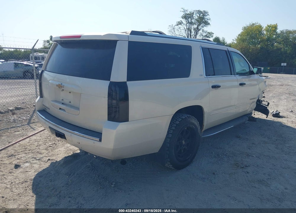 2015 CHEVROLET SUBURBAN 1500 VIN: 1GNSKKKCXFR117909