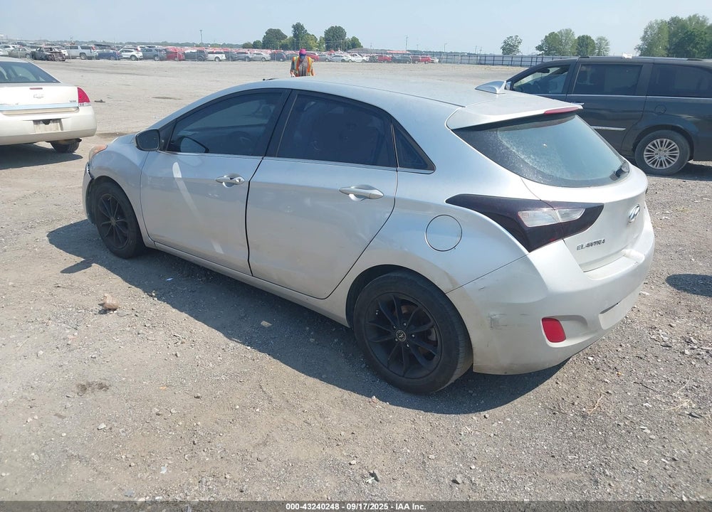 2013 HYUNDAI ELANTRA GT VIN: KMHD35LE9DU151412