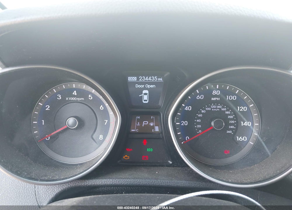 2013 HYUNDAI ELANTRA GT VIN: KMHD35LE9DU151412