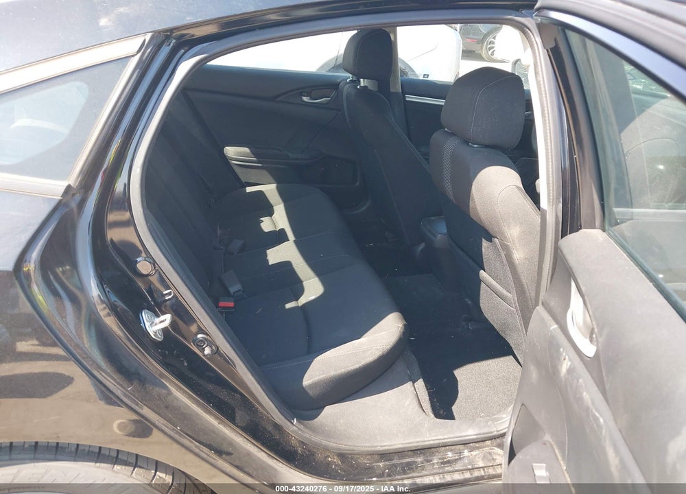 2017 HONDA CIVIC VIN: 2HGFC2F79HH576017