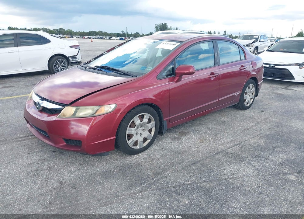 2010 HONDA CIVIC LX VIN: 2HGFA1F57AH560659