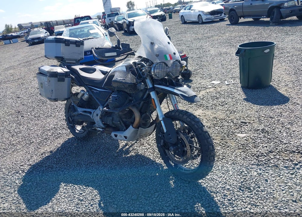 2023 MOTO GUZZI V85 TT GUARDIA D'ONORE VIN: ZGUKYUE06PM000313