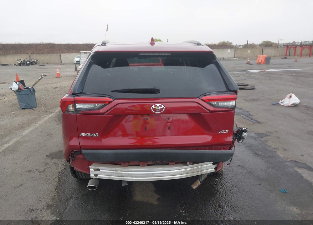2019 TOYOTA RAV4 VIN: JTMW1RFV2KD026660