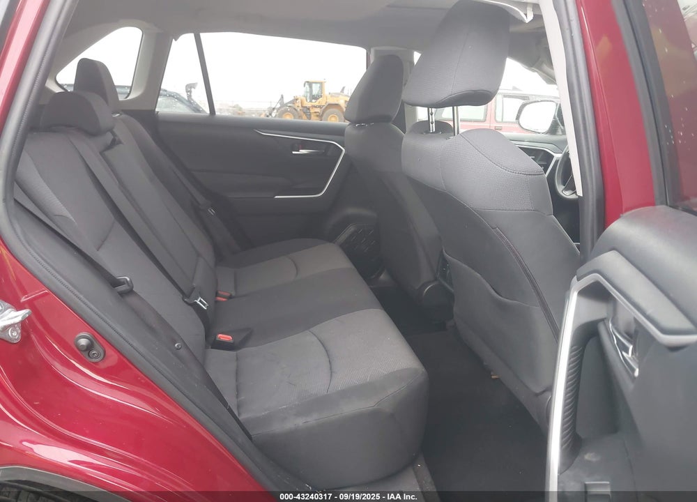2019 TOYOTA RAV4 VIN: JTMW1RFV2KD026660
