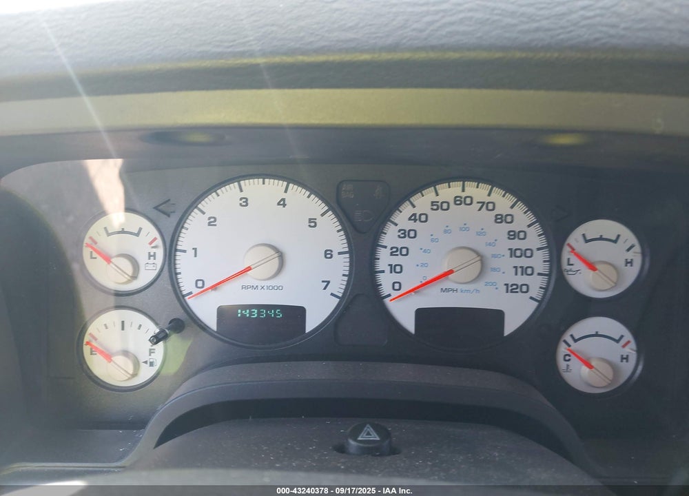 2002 DODGE RAM 1500 ST VIN: 1D7HU18Z72J225826
