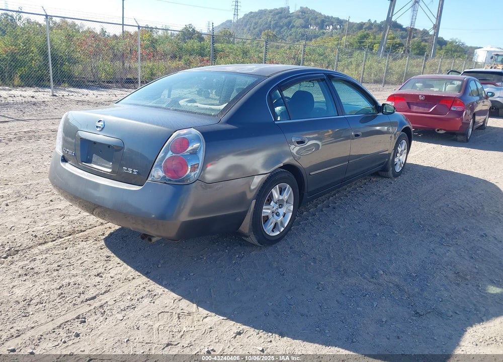 2005 NISSAN ALTIMA 2.5 S VIN: 1N4AL11D15N933604