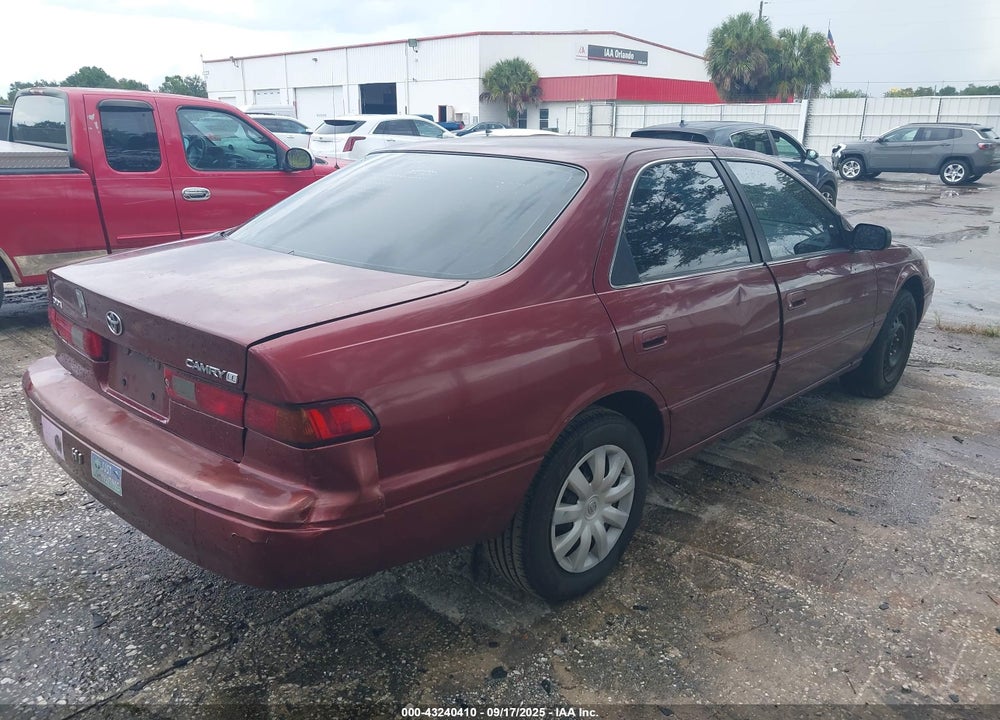 1999 TOYOTA CAMRY LE VIN: 4T1BG22K9XU540931