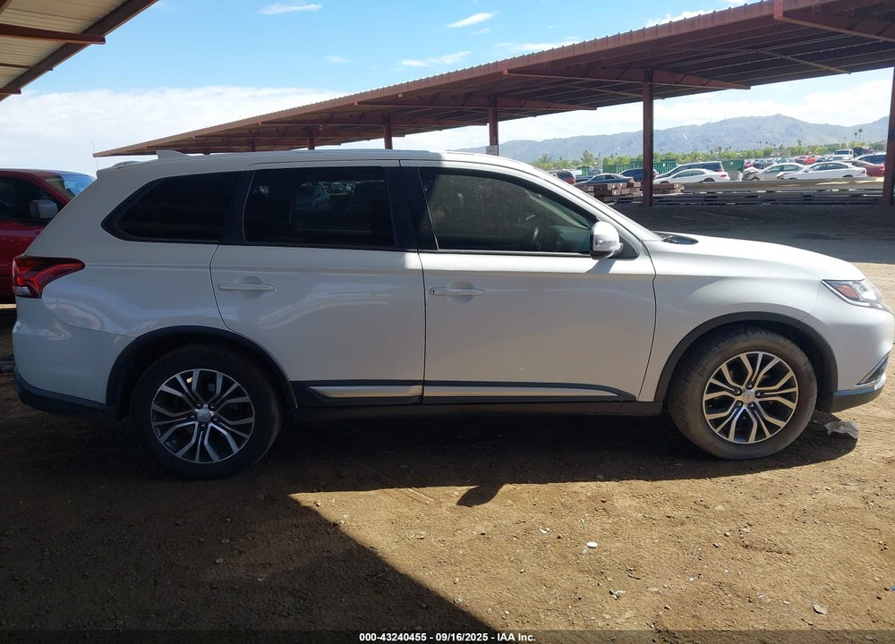 2018 MITSUBISHI OUTLANDER SE VIN: JA4AD3A33JZ040194