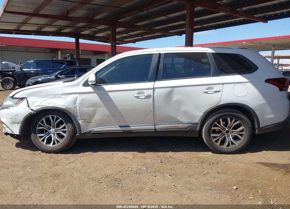 2018 MITSUBISHI OUTLANDER SE VIN: JA4AD3A33JZ040194