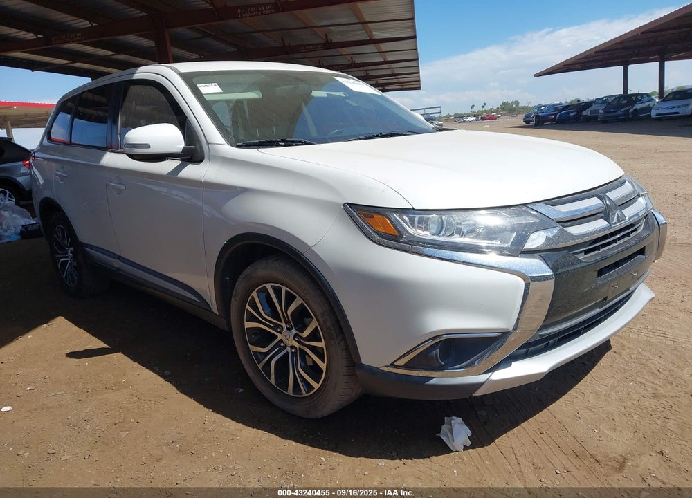 2018 MITSUBISHI OUTLANDER SE VIN: JA4AD3A33JZ040194
