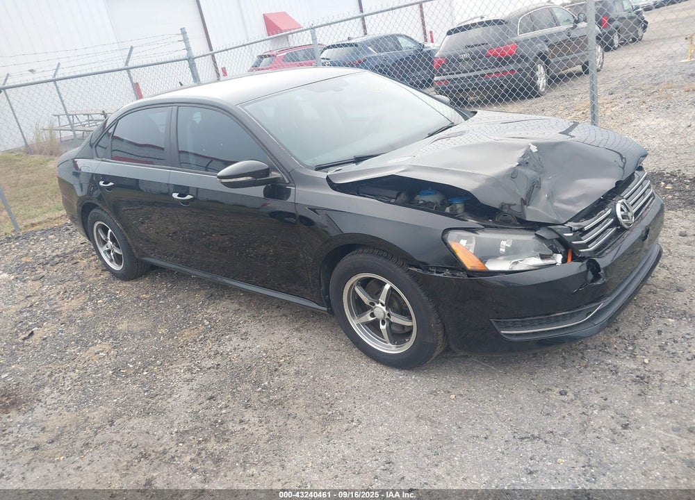 2012 VOLKSWAGEN PASSAT 2.5L S VIN: 1VWAP7A32CC041117