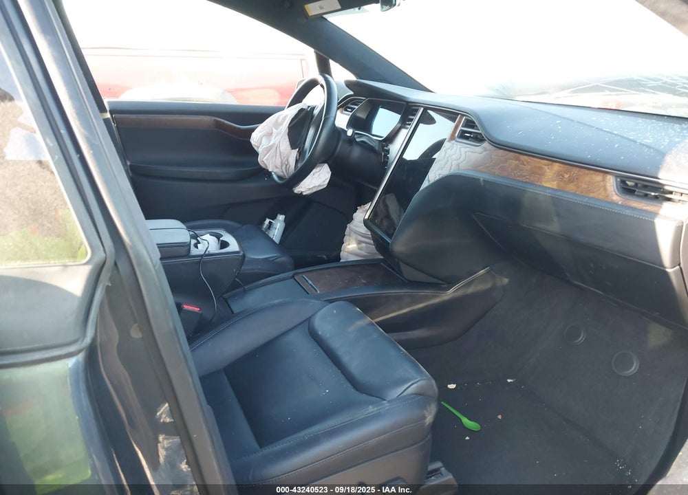2020 TESLA MODEL X VIN: 5YJXCDE20LF263070