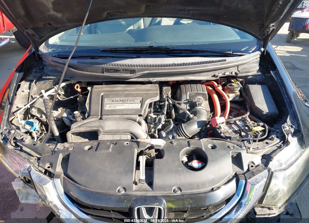 2015 HONDA CIVIC HYBRID VIN: 19XFB4F24FE201162