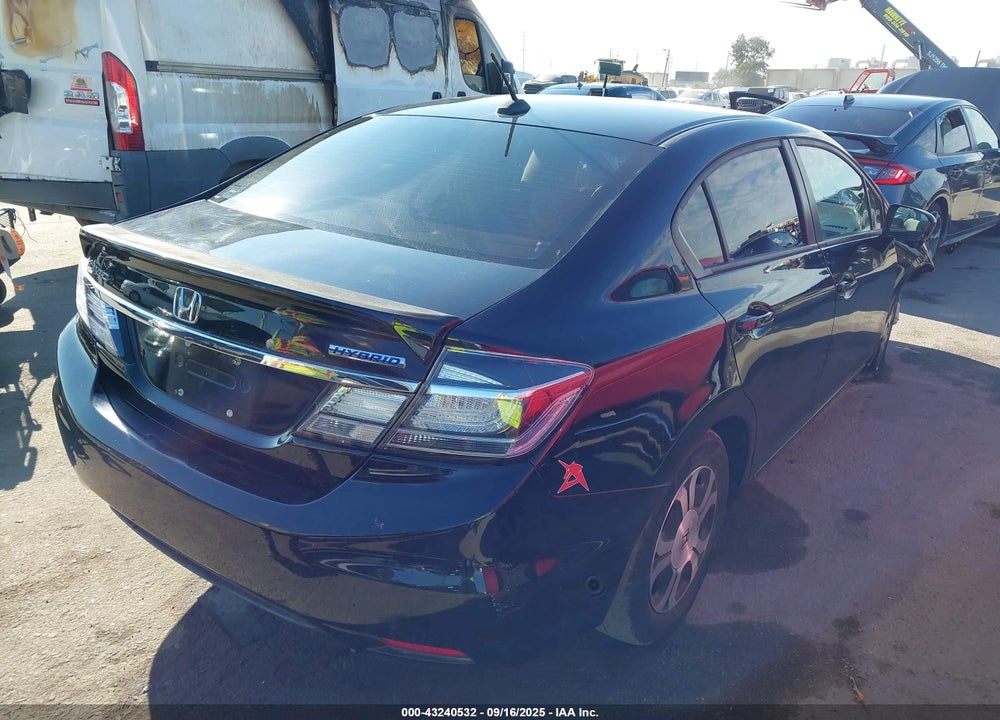 2015 HONDA CIVIC HYBRID VIN: 19XFB4F24FE201162