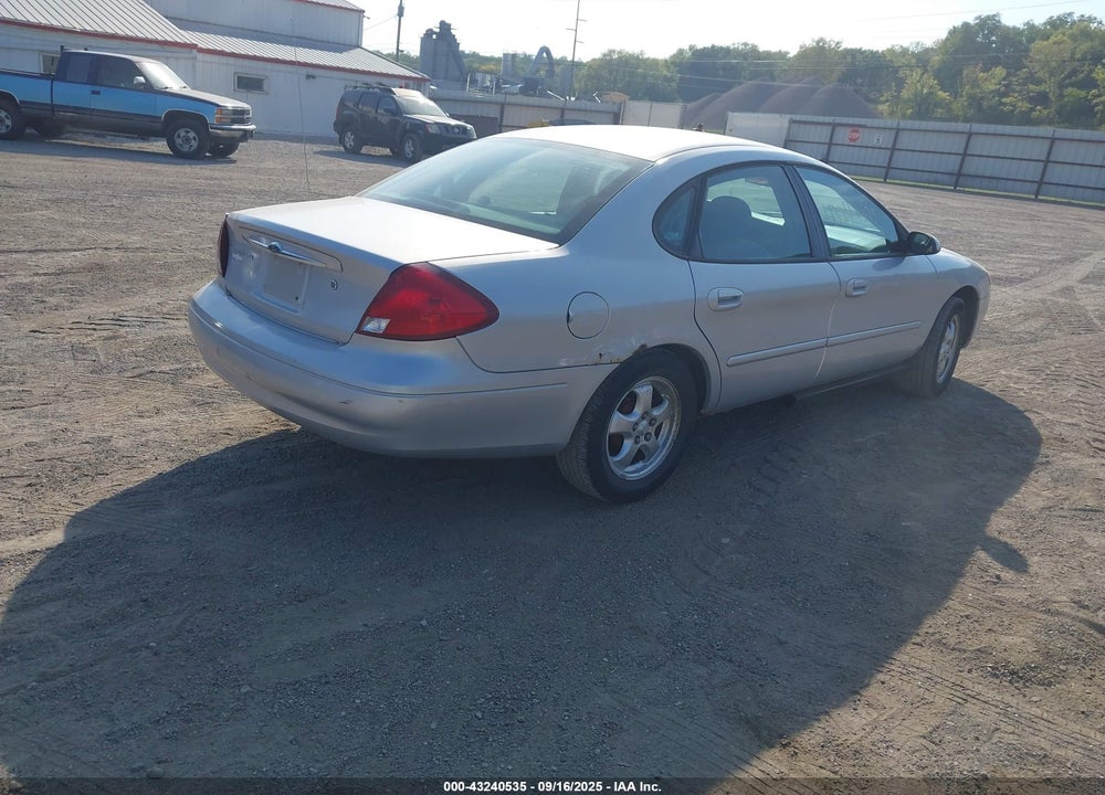 2003 FORD TAURUS SES VIN: 1FAFP55253G217431