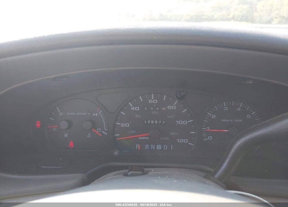 2003 FORD TAURUS SES VIN: 1FAFP55253G217431