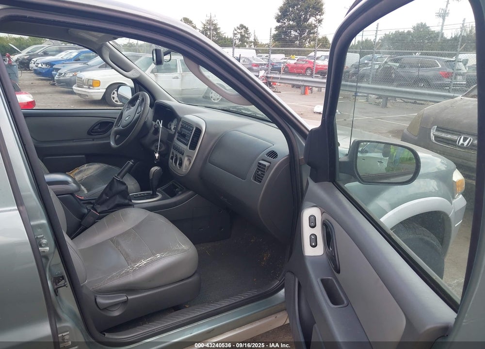 2006 FORD ESCAPE HYBRID VIN: 1FMCU96H76KC82049
