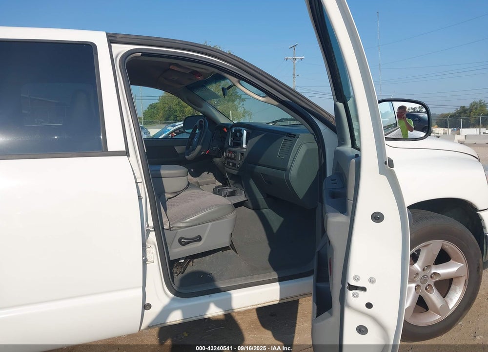 2008 DODGE RAM 1500 SLT VIN: 1D7HA18N48S637503