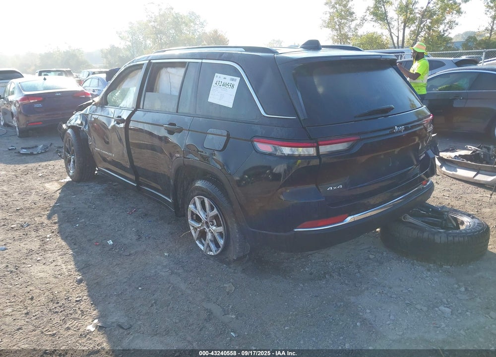 2022 JEEP GRAND CHEROKEE VIN: 1C4RJHBG5N8540563