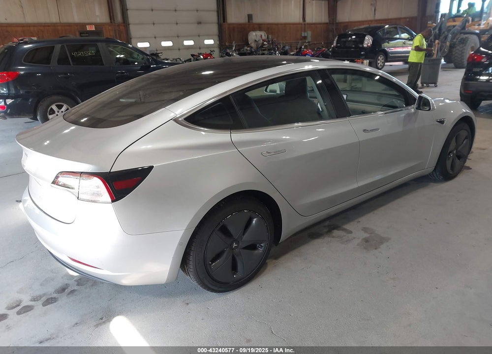 2018 TESLA MODEL 3 VIN: 5YJ3E1EA5JF042964