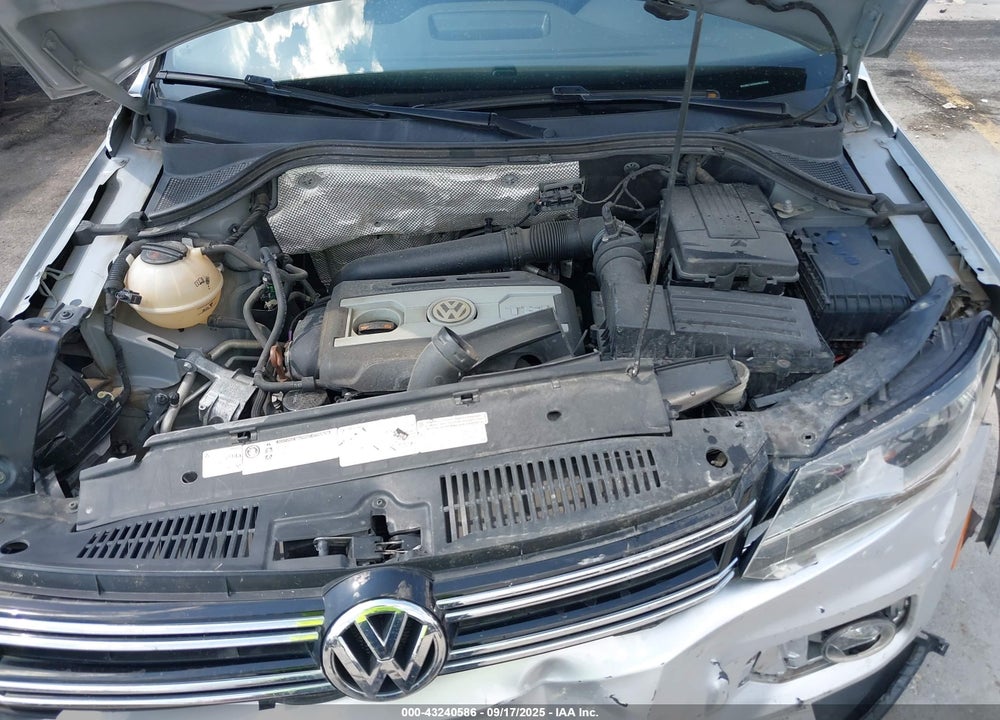 2013 VOLKSWAGEN TIGUAN SE VIN: WVGBV7AX9DW507668