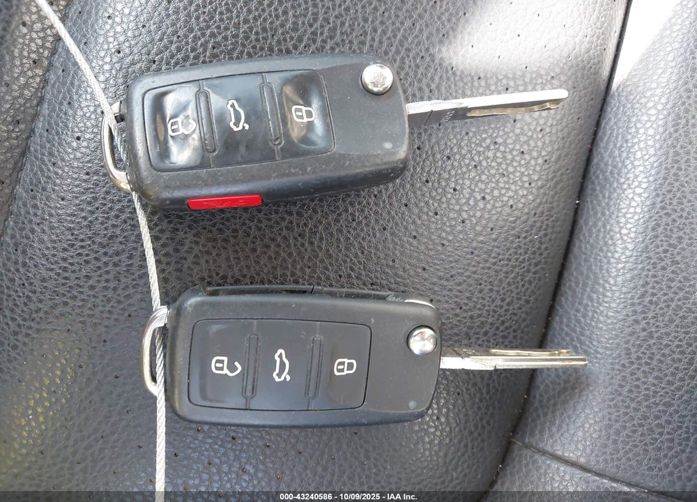 2013 VOLKSWAGEN TIGUAN SE VIN: WVGBV7AX9DW507668