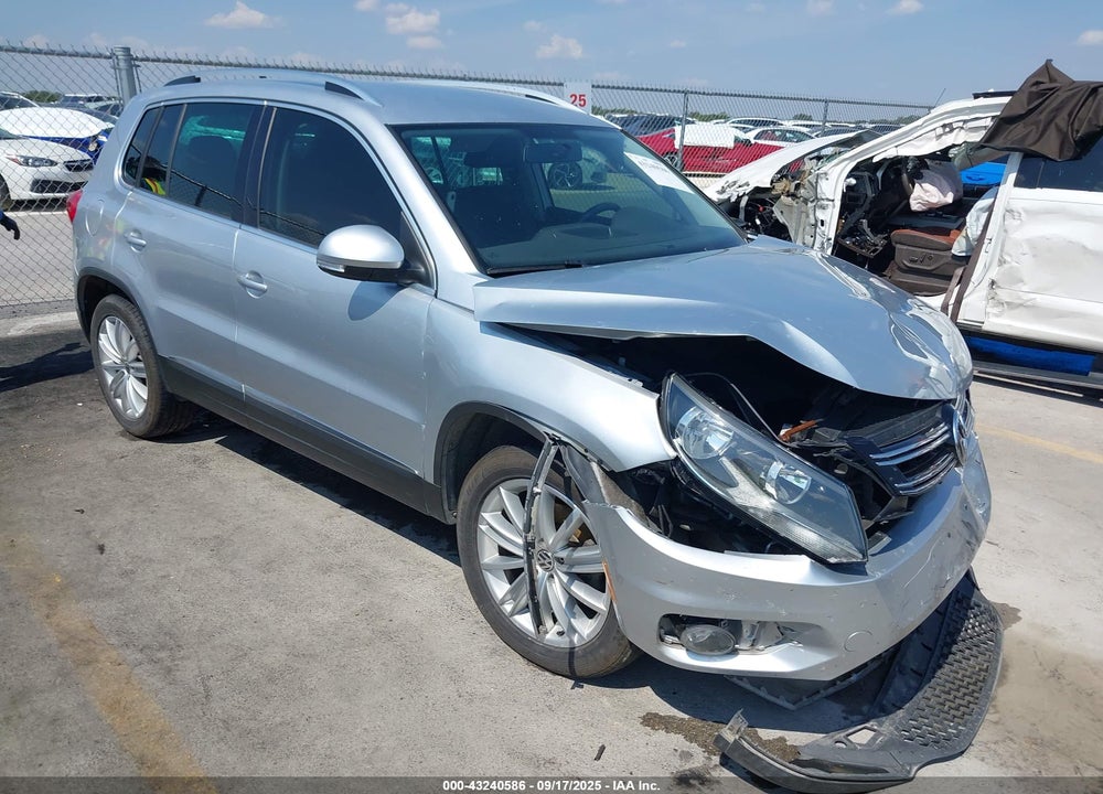 2013 VOLKSWAGEN TIGUAN SE VIN: WVGBV7AX9DW507668