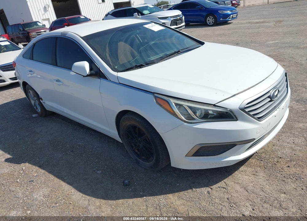 2017 HYUNDAI SONATA VIN: 5NPE24AF3HH553234