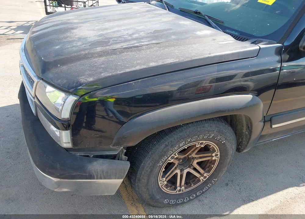 2005 CHEVROLET SILVERADO 1500 LS VIN: 2GCEC13T851351453