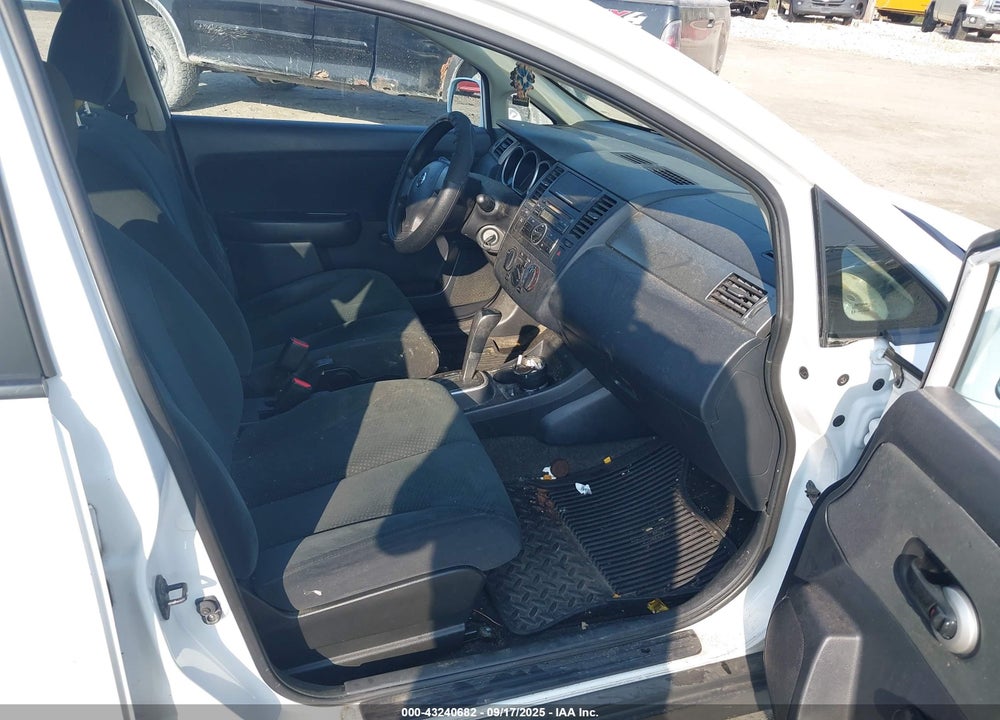 2011 NISSAN VERSA VIN: 3N1BC1CP1BL434094